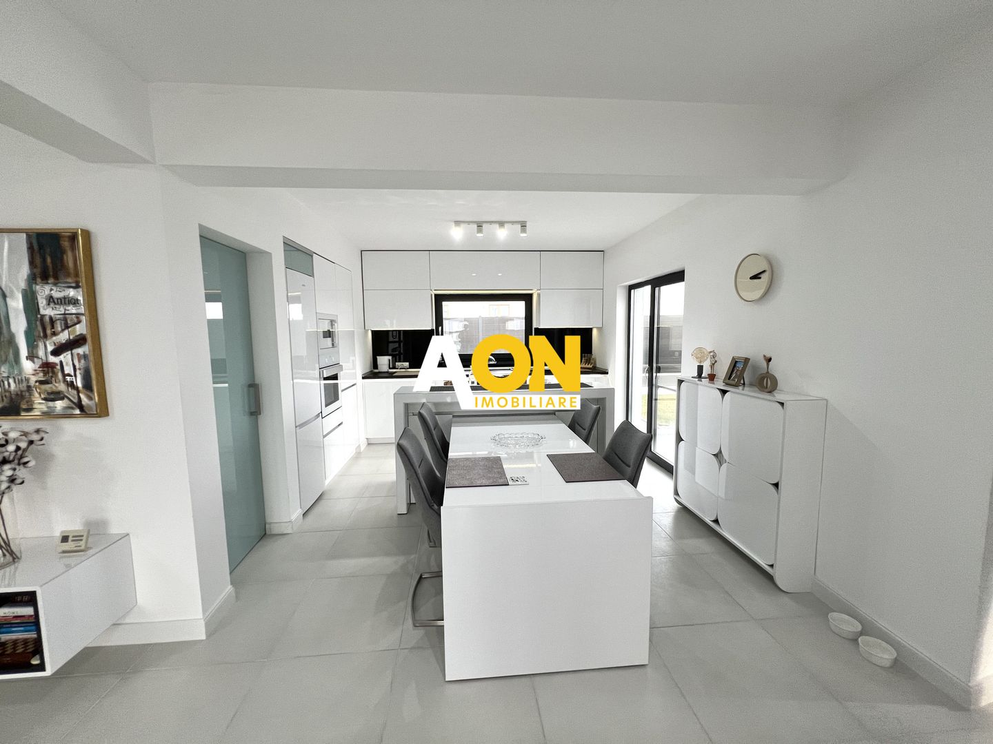 Casa individuala superfinisata, 3 camere, 2 bai,  500mp teren - Poză 23