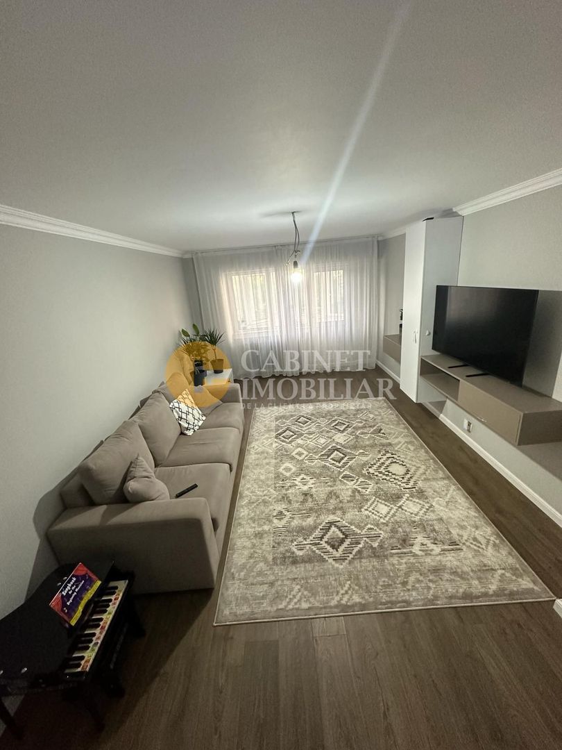 Nicolina -Apartament 4 Camere Decomandat  Bloc 1986 - Poză 1