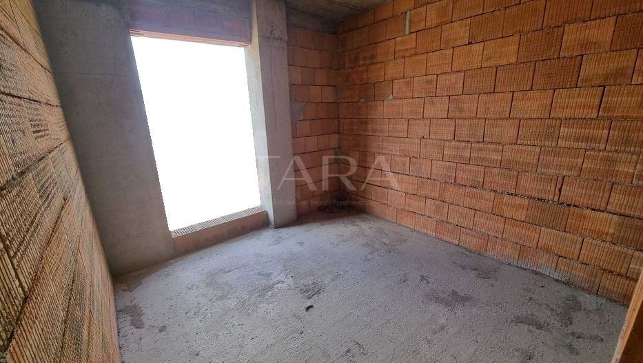 Apartament spațios cu 3 camere, Baciu – zona Restaurant Regal - Poză 1