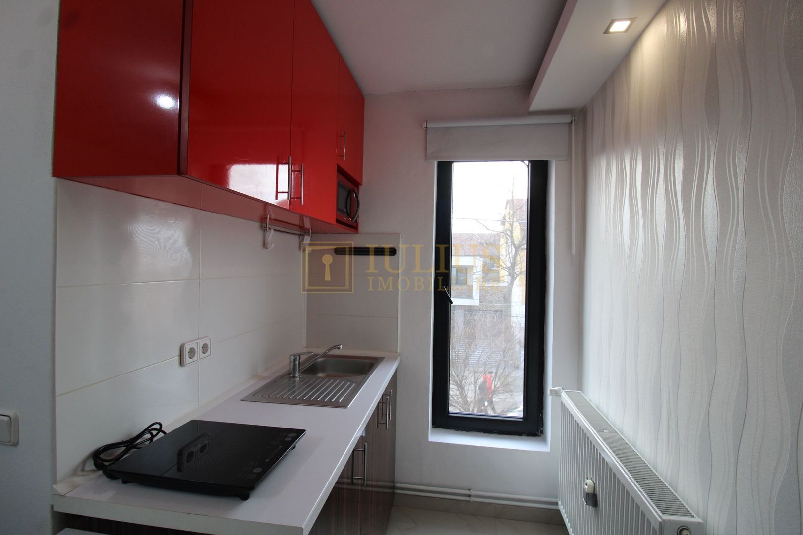 1 camera, loc de parcare,in spate la City of MARA - Poză 13