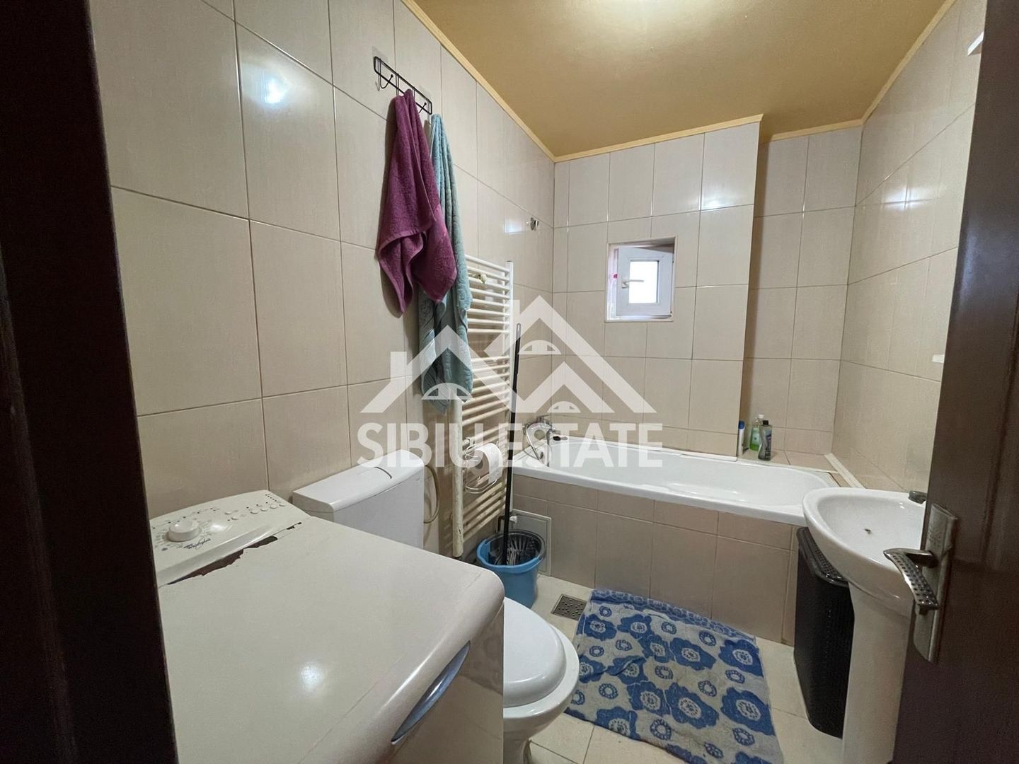 Apartament luminos cu 2 camere, la mansardă, în zonă căutată - Poză 6