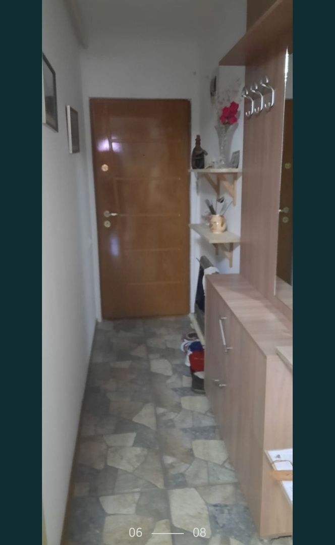 De vanzare apartament cu 2 camere - Poză 4