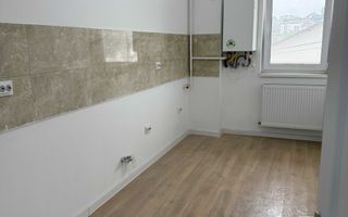 Apartament INTABULAT 1 camera decomandat 38,5mp Hlincea 64000 euro - Poză 1