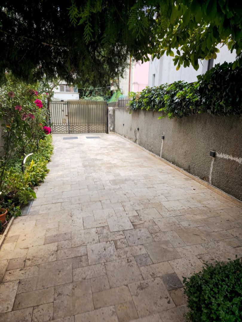 Vila frumoasa ,localizata central\ Unirii Square\Proprietar - Poză 6