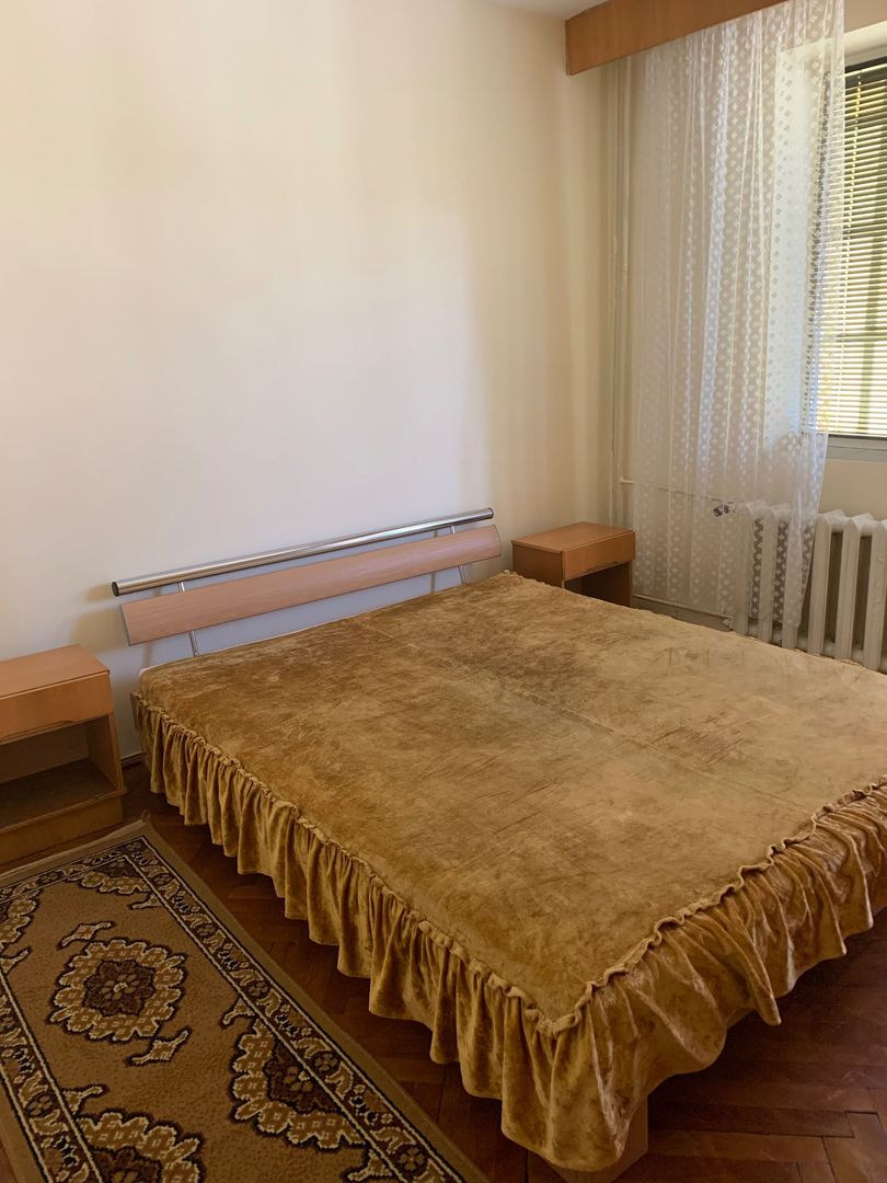 Apartament cu 4 camere de inchiriat zona Dragos Voda, Oradea - Poză 5