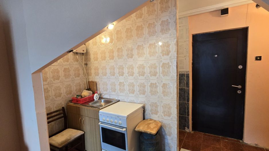 De vânzare garsonieră de buget Strada Condorilor, (uzina Aerostar). - Poză 3