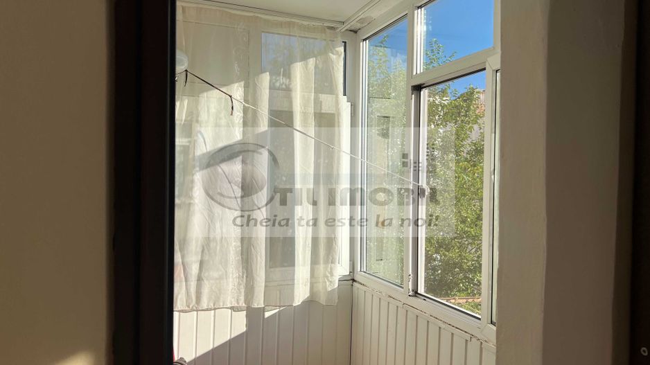 Inchiriez apartament 2 camere Nicolina 1 - Poză 7