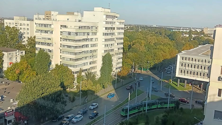 Apartament 4 camere decomandat | 115 mp | 2 băi | 2 balcoane - Poză 1
