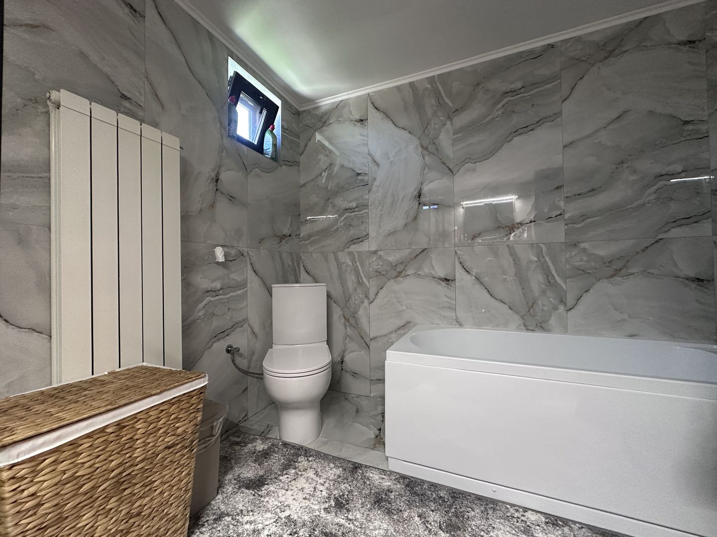 Gata de locuit! Vanzare casa cu 5 camere in Priboiu, com.Branesti - Poză 27
