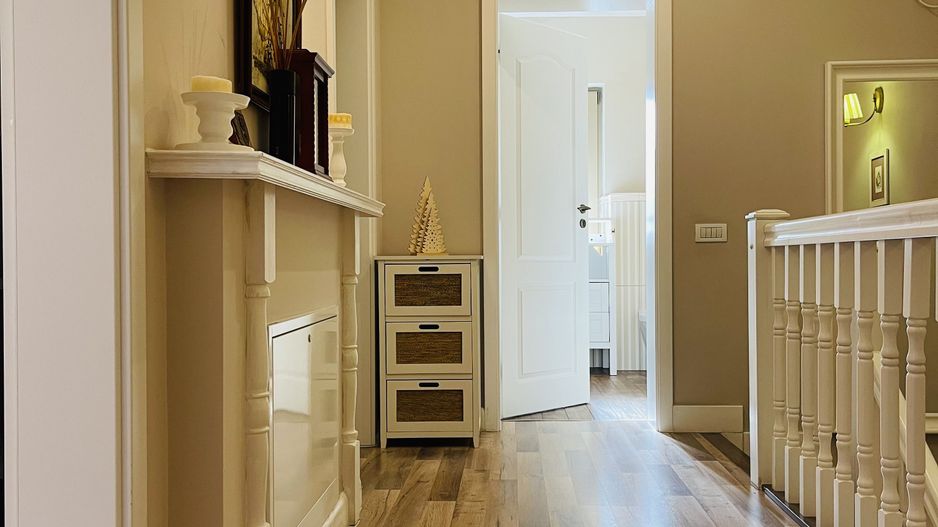 OFERTA REZERVATA - De inchiriat Casa cu Garaj - Segmentul Lux - Dumbravita - Poză 35