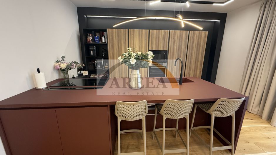 Vila 5 camere complex residential Tunari - Poză 4