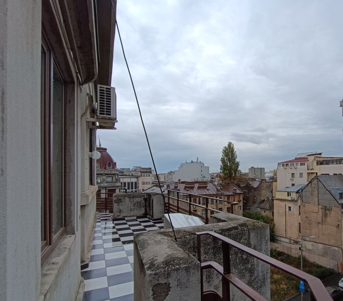 Vanzare apartament complet renovat zona Universitatii - Poză 7