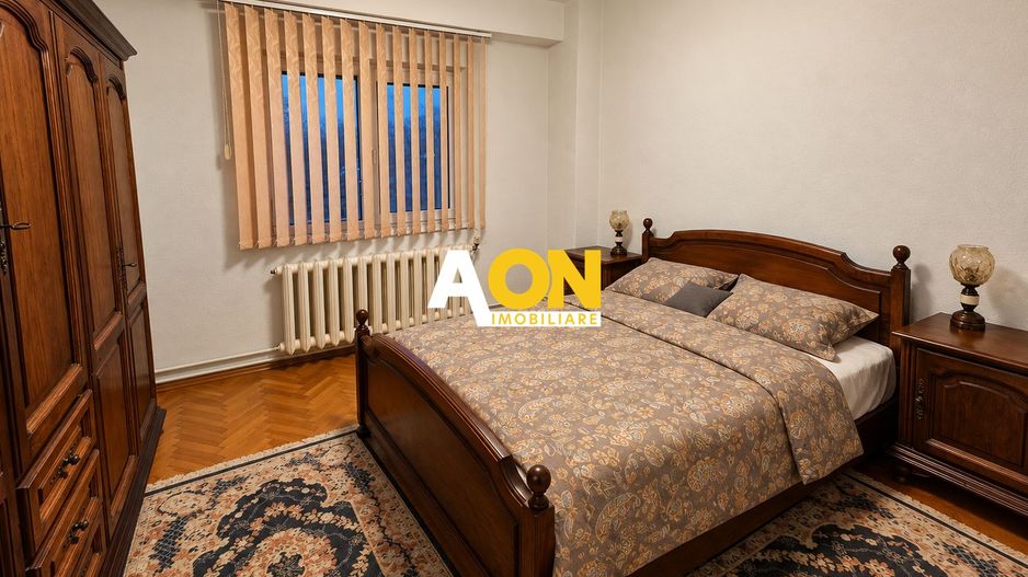 Apartament decomandat, 4 camere, 95 mp utili, boxa de 13 mp, Centru - Poză 11