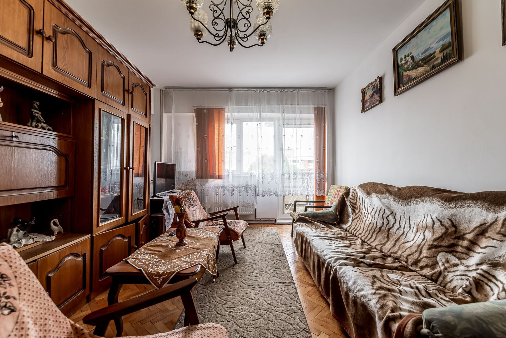 79.900 € | Vlaicu (între UTA și Lebăda) | 2 camere decomandat | lift - Poză 3