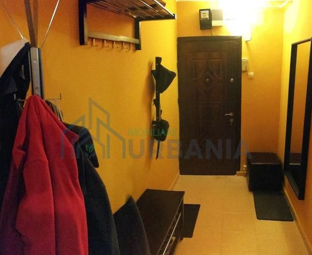 Apartament 3 camere, Podu Roș - 1001 Articole, renovat, 2 balcoane, 10 min Palas - Poză 3