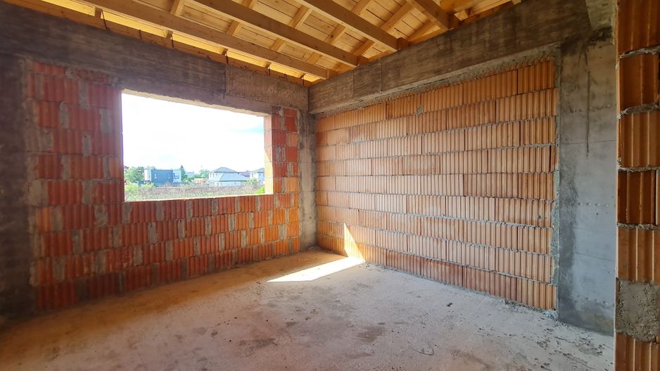 Casa individuala 15 minute de capitala, zona linistita - Poză 7