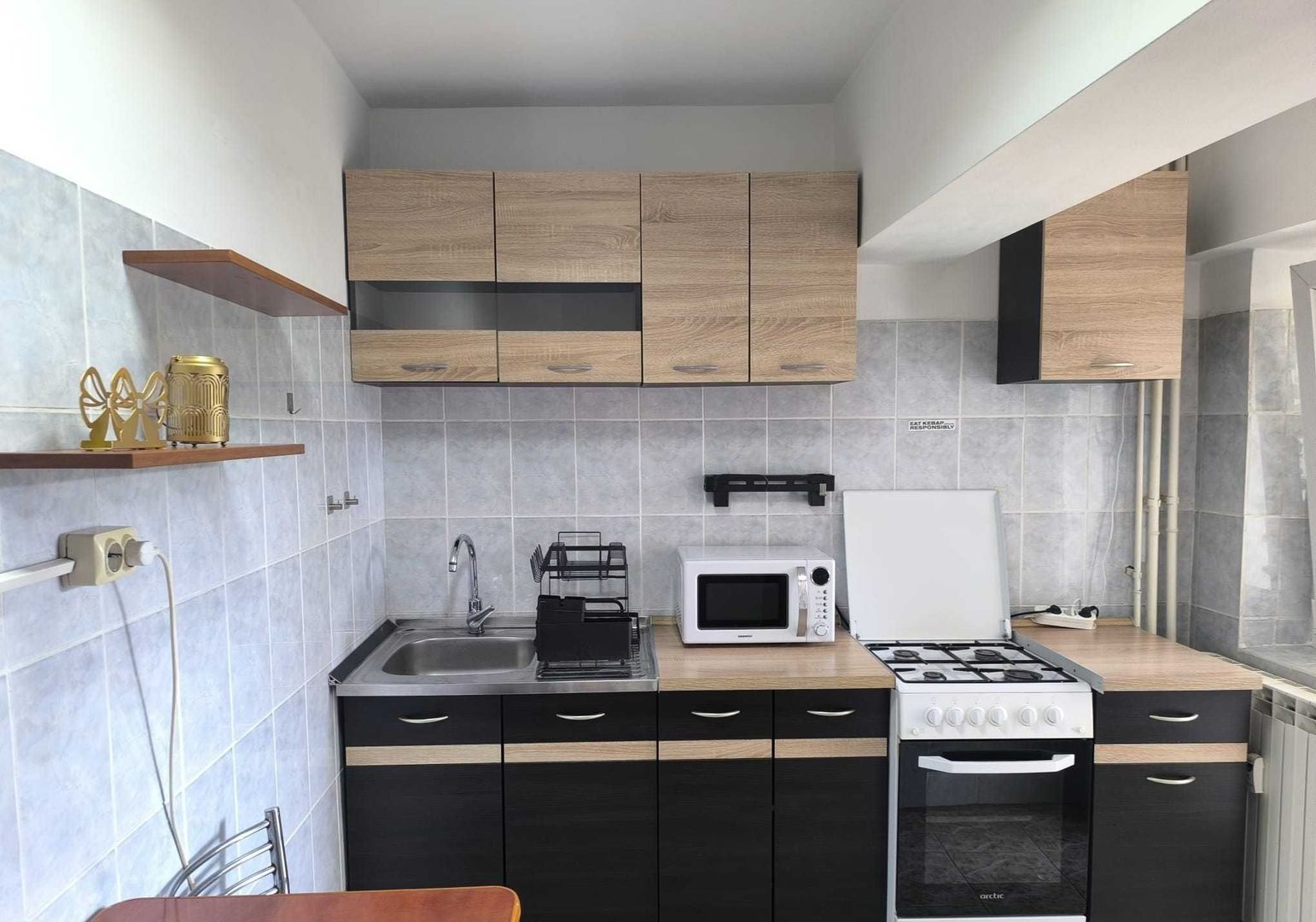 De Închiriat 2 Camere, Bd. Unirii,  3 Balcoane, Loc de Parcare - Poză 4