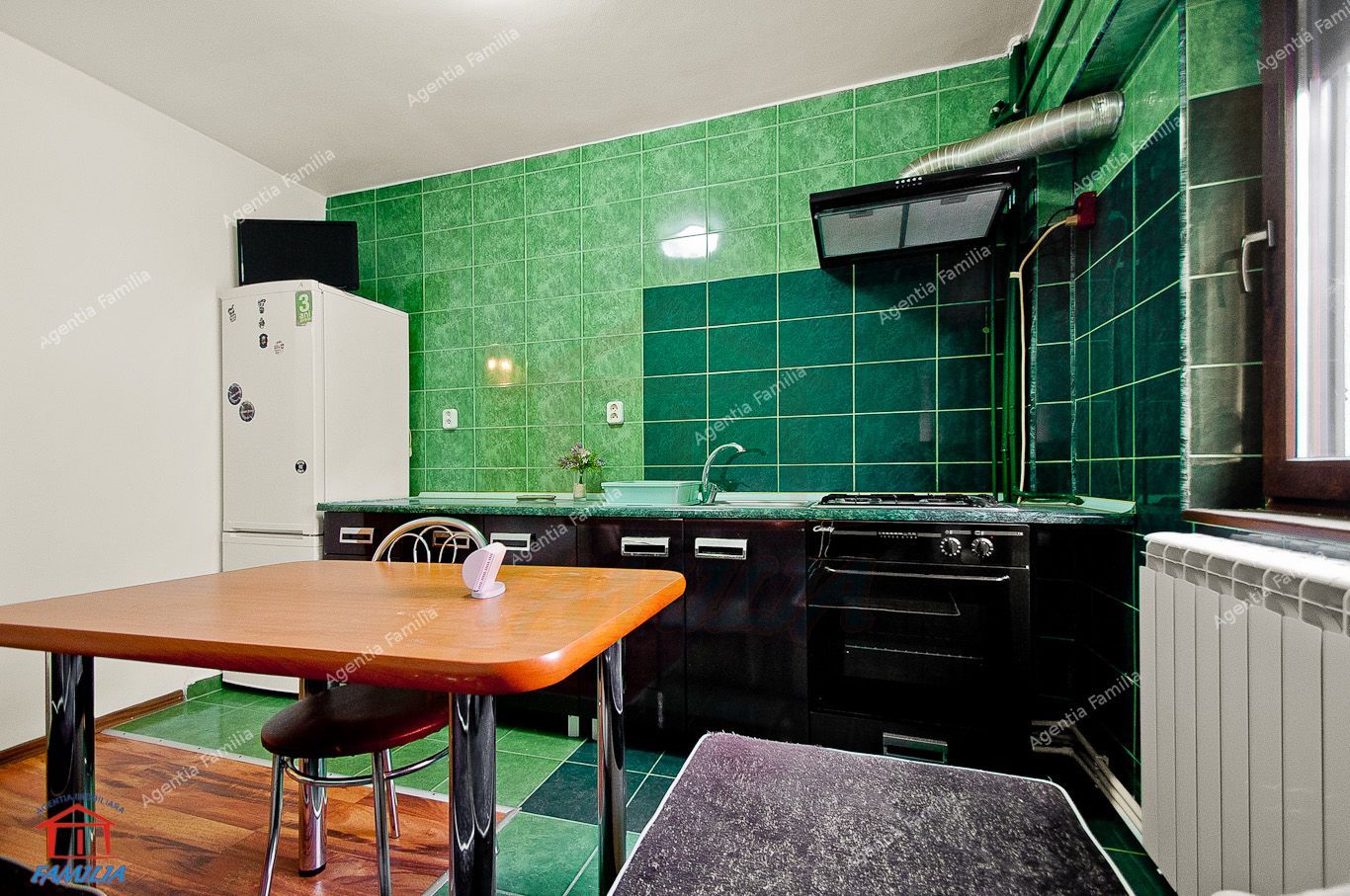Vanzare apartament cu 2 camere, centru( Egreta, bloc din 90''), parter - Poză 11