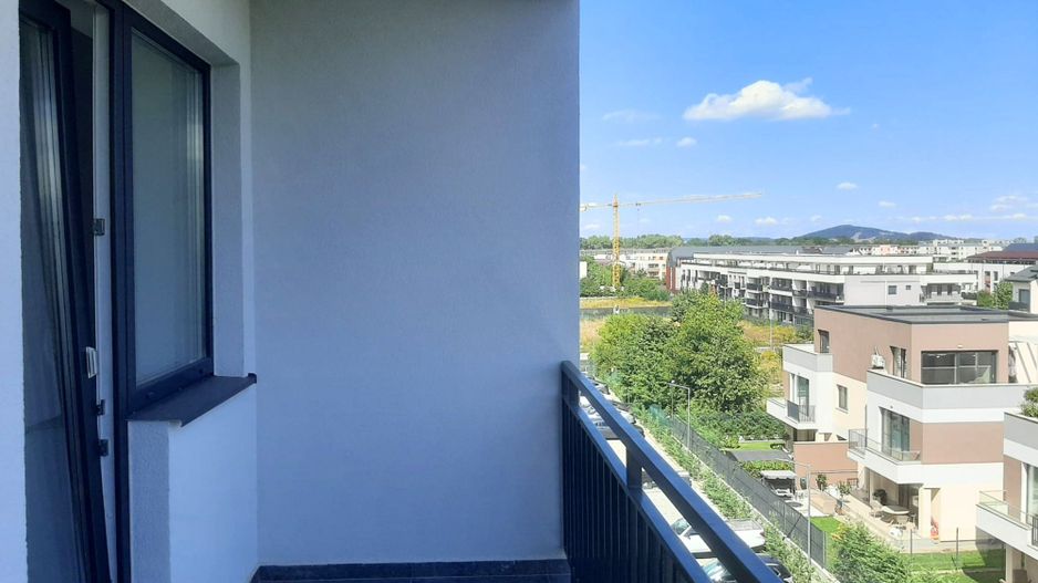 Un Apartament Pentru O Viață Bună  Coresi  2025 - Poză 18