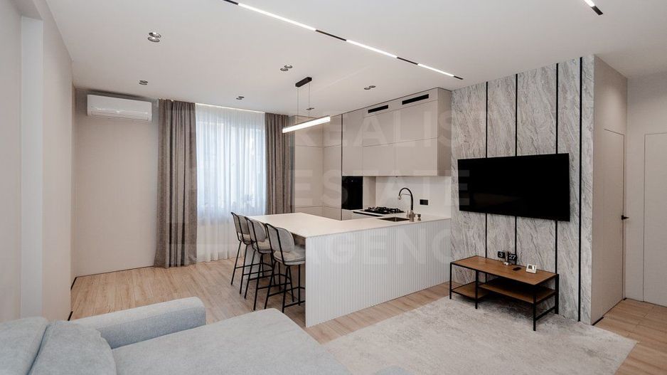 Vânzare, apartament, 2 camere, str. Liviu Deleanu, Buiucani - Poză 2