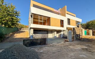 Casa cu 4 camere si garaj, Zorilor! - Poză 1