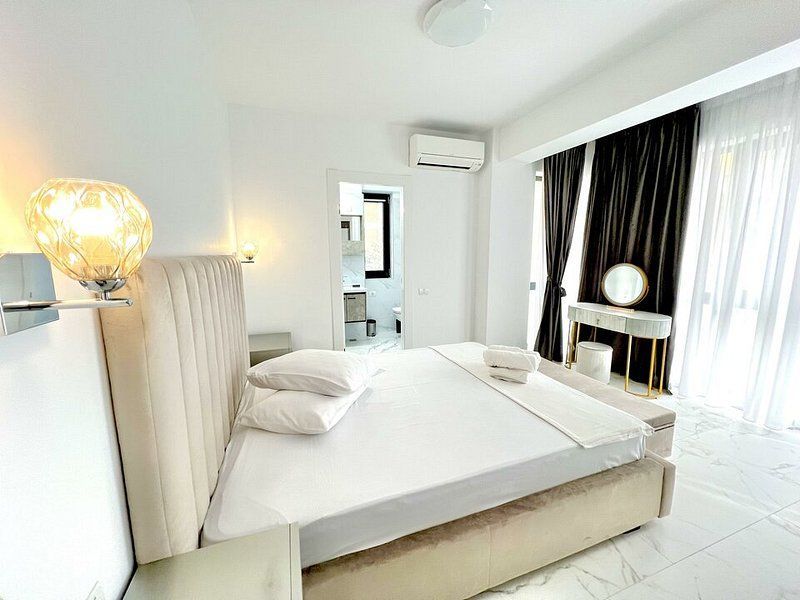 Apartament 3 camere, Luxury Residence – Mamaia, 2 dormitoare, 2 băi - Poză 19