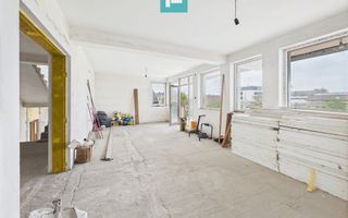 Vilă cu 8 camere în Săcălaz, zonă Centrală - Poză 15