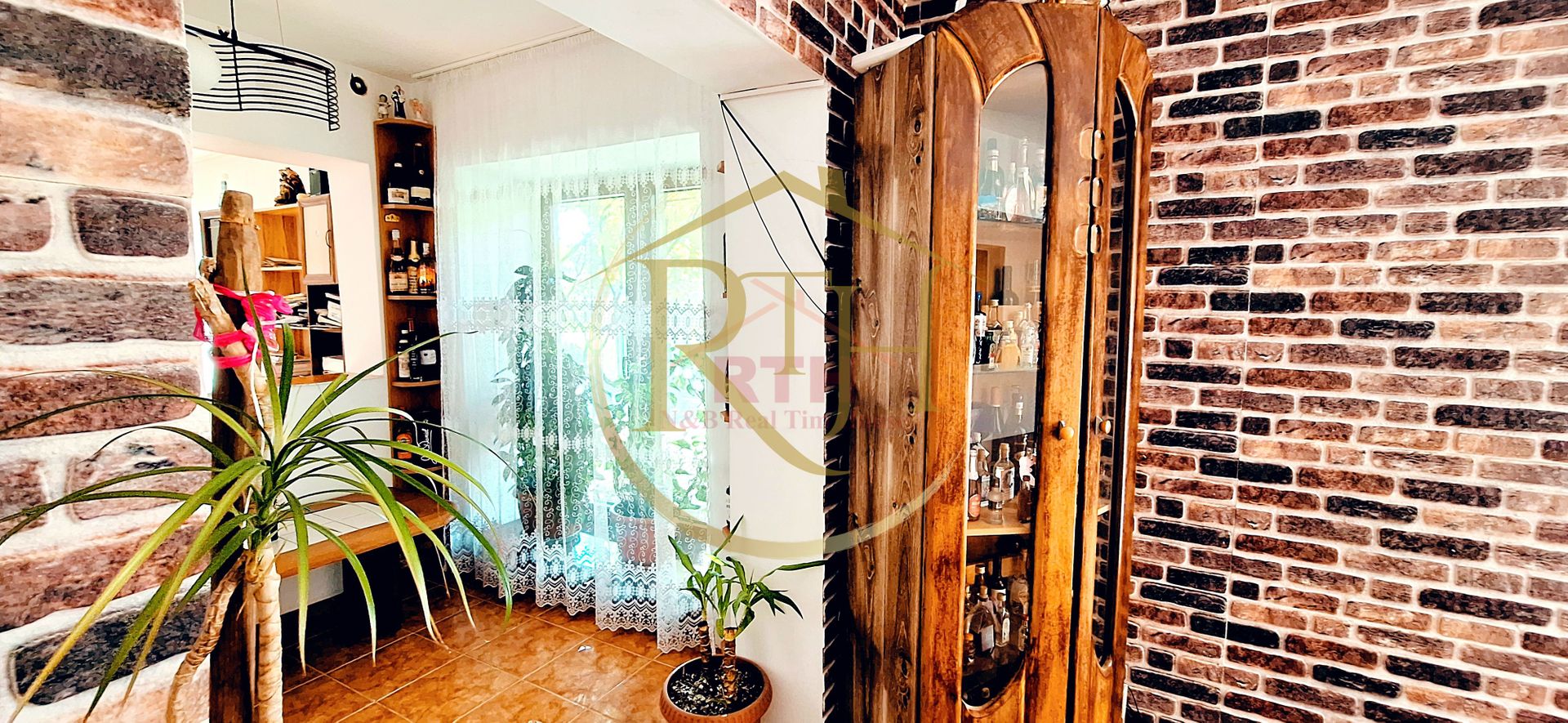 Oferim spre vanzare, Casa cu 5 camere, teren 1500 mp, Beregsau Mare - Poză 9