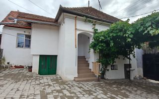 Casă 2 corpuri I 100 mpu  I Teren 970 mp I Front 25m I Săcel - Poză 1