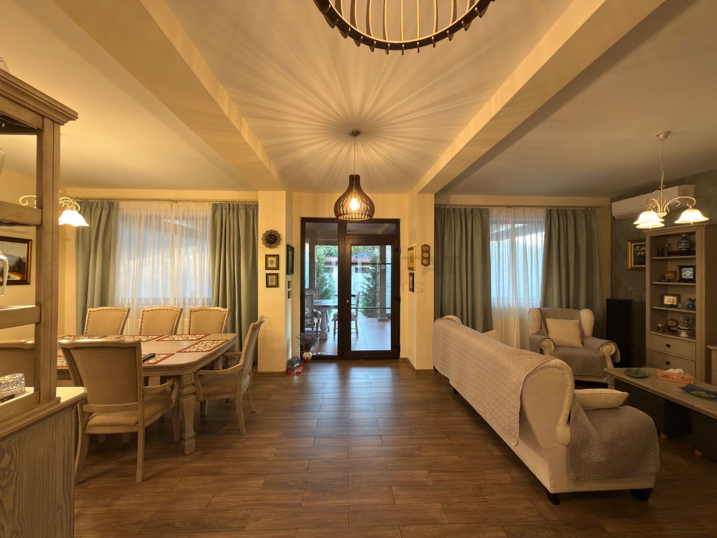 Vila cu gradina matura in Paradisul Verde | Teren 537 mp - Poză 2