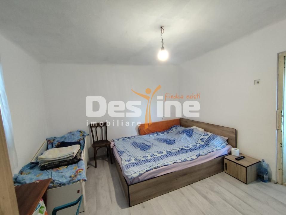 Casa Batraneasca cu 1410 mp teren, Cocorastii MIslii. - Poză 7
