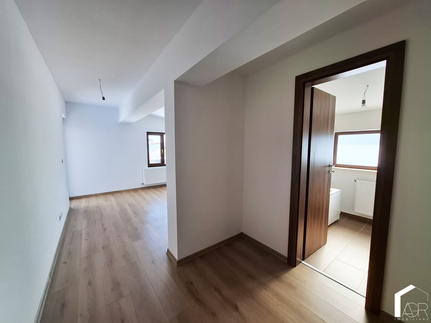 Casa tip duplex cu 4 camere, Paulesti - Poză 12