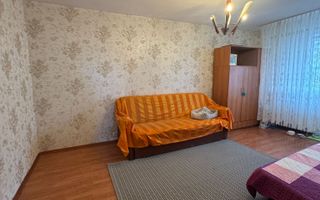 Apartament 3 camere, decomandat, zona Rahova - Poză 1