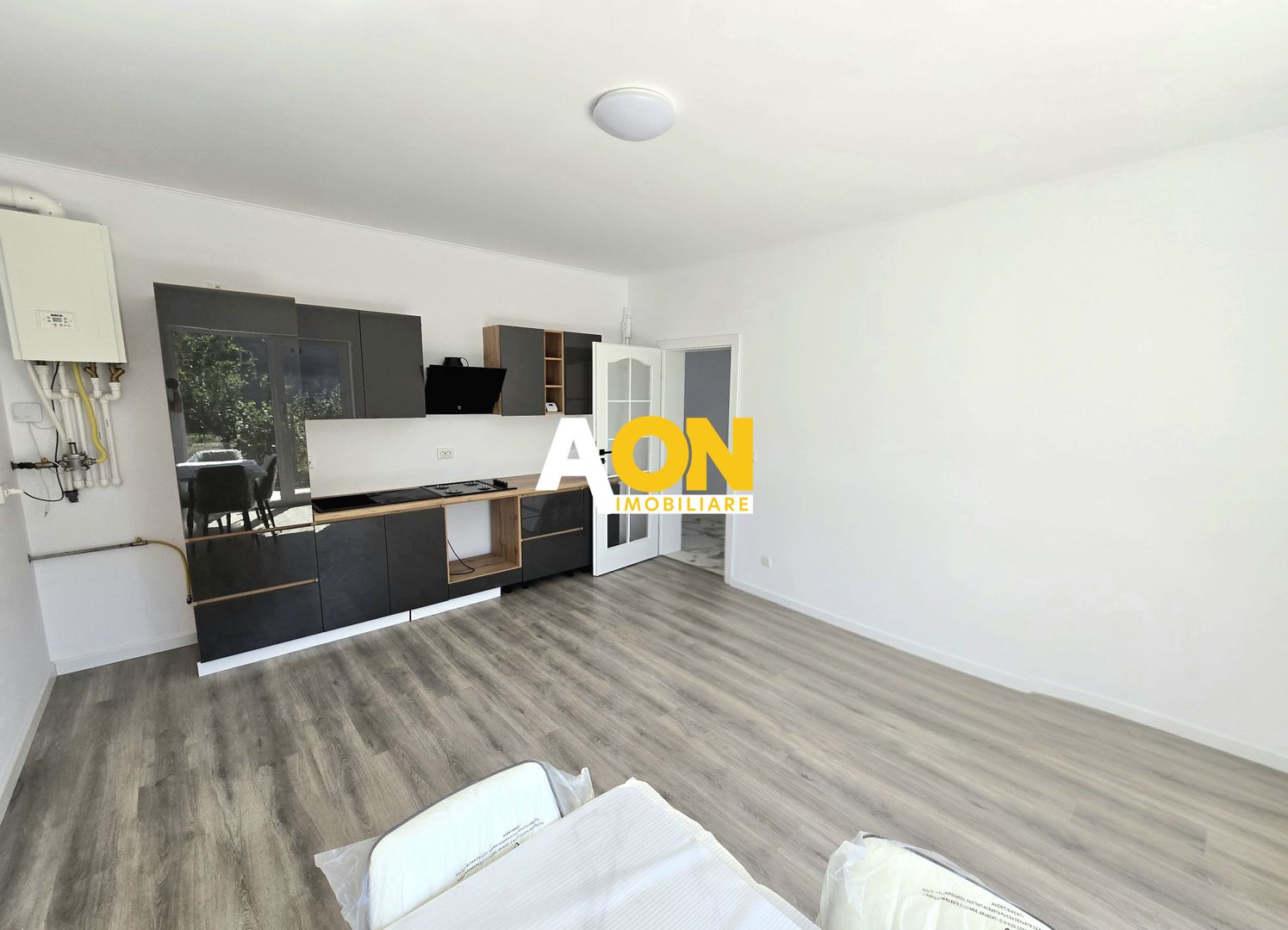 Casă Individuală de Închiriat, 4 Camere, Prima Închiriere, Ampoi 3 - Poză 4