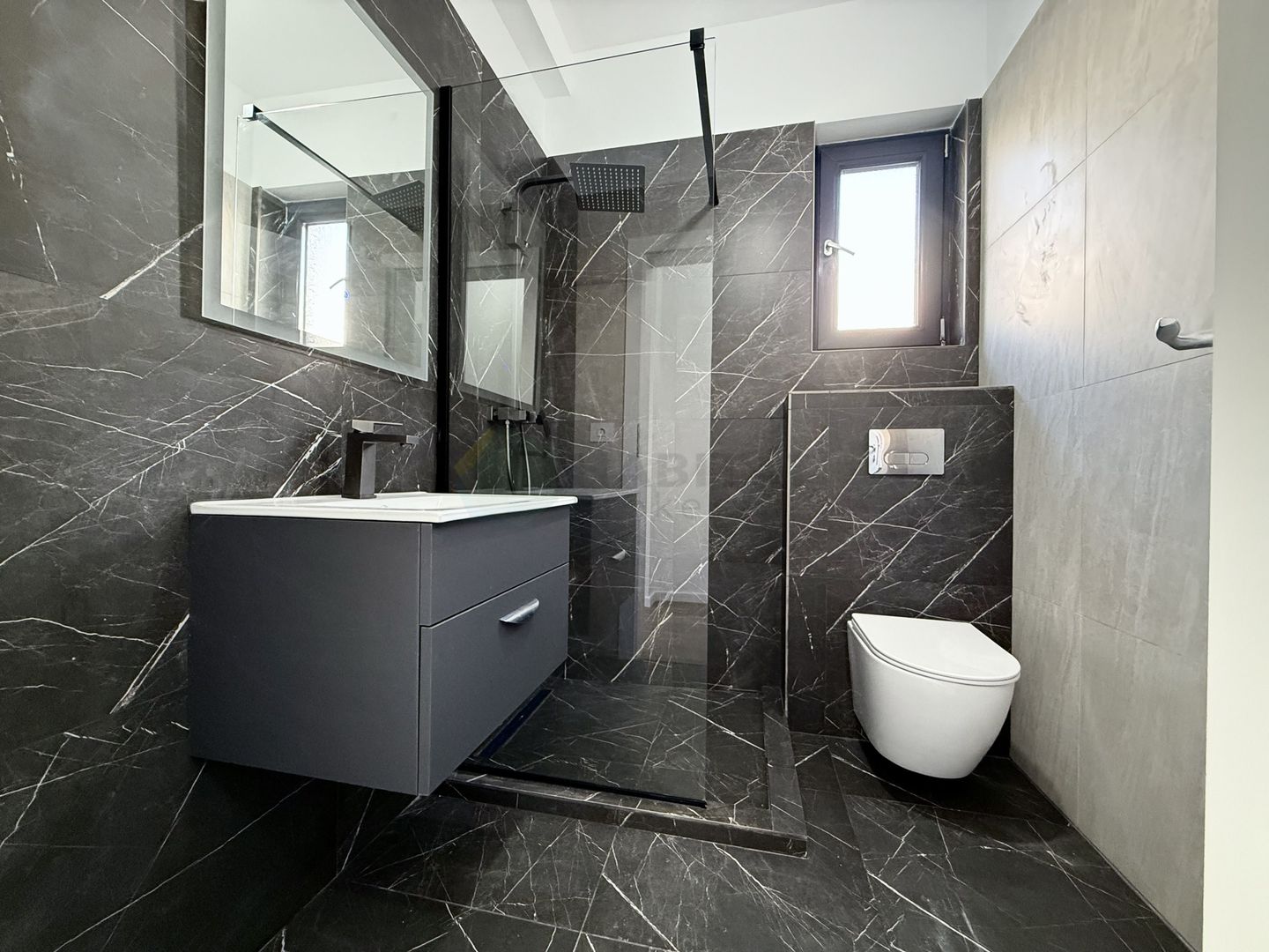 Casa individuala 4 camere Tunari-Lacul Pasarea - Poză 6