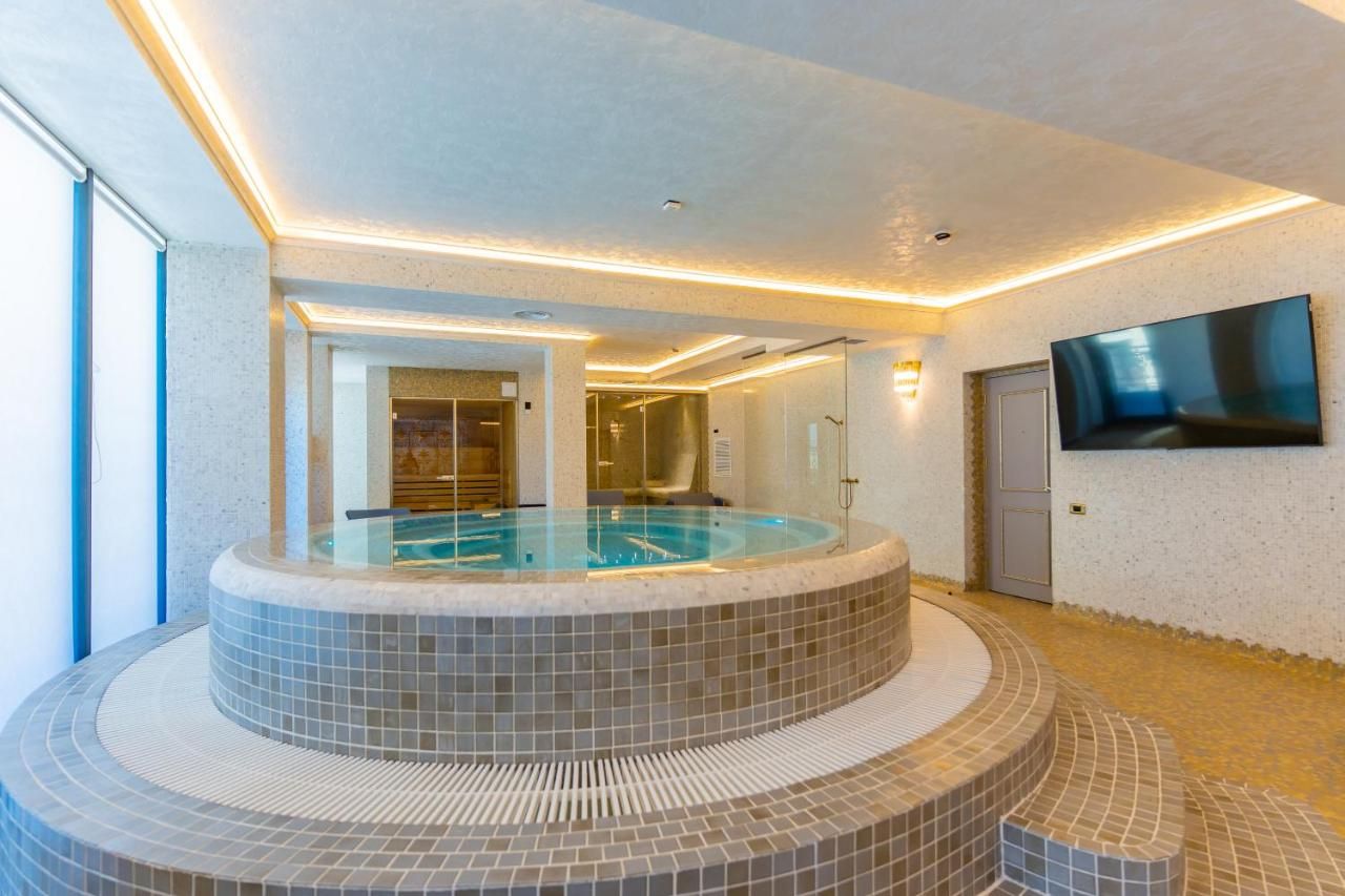 W REGAL Boutique Hotel & Spa – Mamaia - Poză 7