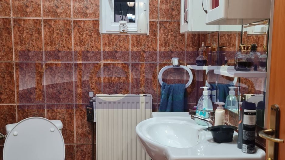 VANZARE CASA P+1+M | 5 MINUTE METROU APARATORII PATRIEI - Poză 9