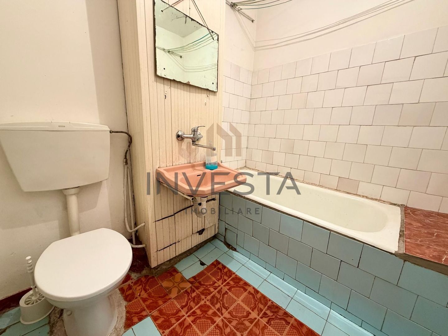 De vanzare apartament cu 3 camere pe strada Izlazului! - Poză 7