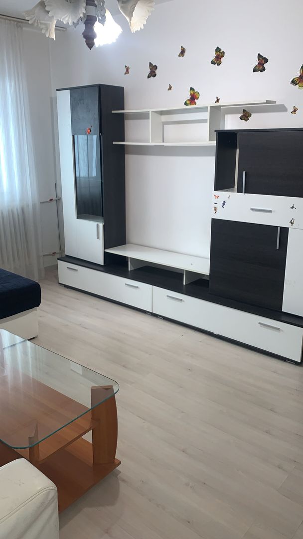 Apartament de închiriat - Poză 1