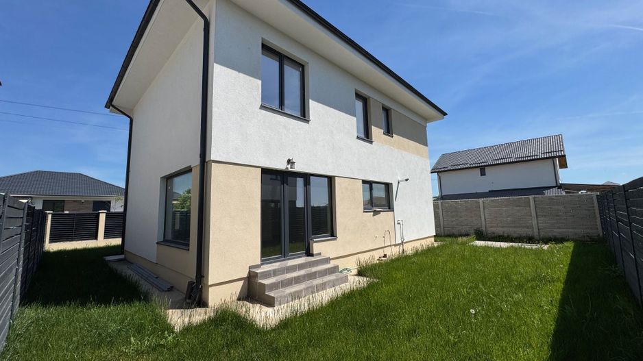Vila Moderna Tunari, zona Buna, curte 300m - Poză 2