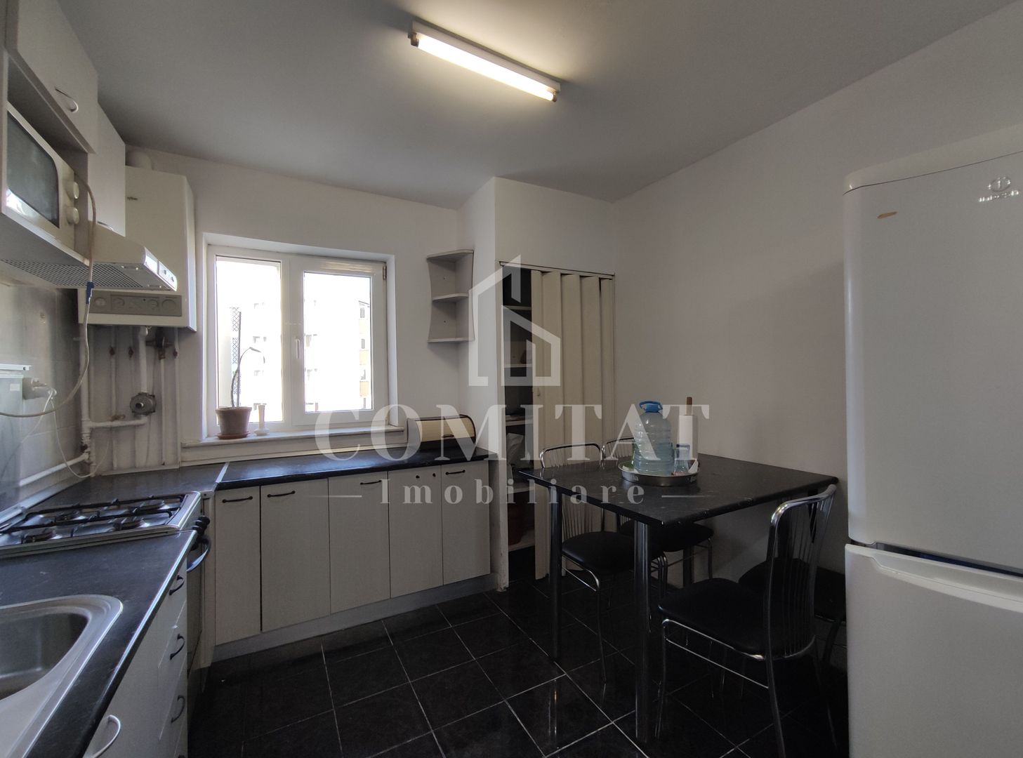 Apartament cu 3 camere decomandate | Etaj intermediar| Zona Primaverii - Poză 10