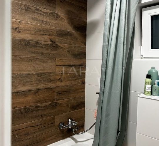 Apartament 3 camere cu 2 balcoane, Floresti - Poză 6