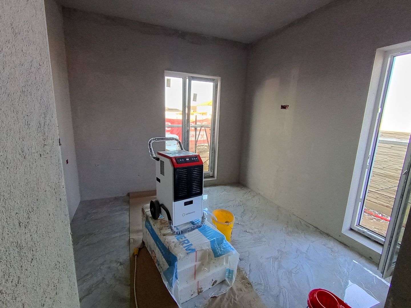 Sanandrei, Duplex Pe parter, Finisaje de Calitate, Perete Dublu Izolat - Poză 13