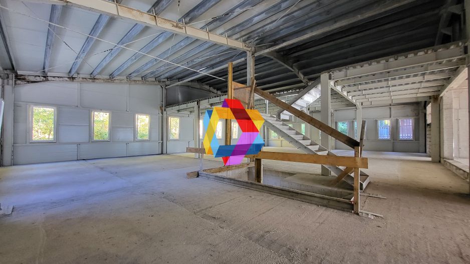 Clădire mixta -3600 mp - Poză 15