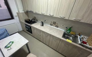 GARSONIERA STEJARULUI, LOC PARCARE, BUCATARIE INCHISA, BLOC NOU - Poză 1