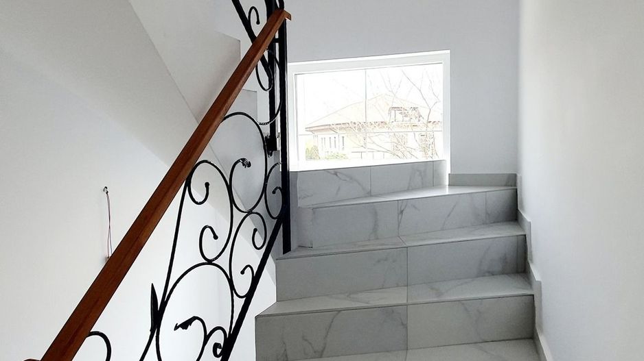 Casa de închiriat: Cartier privat, zona lacurilor Crevedia Buftea. - Poză 9
