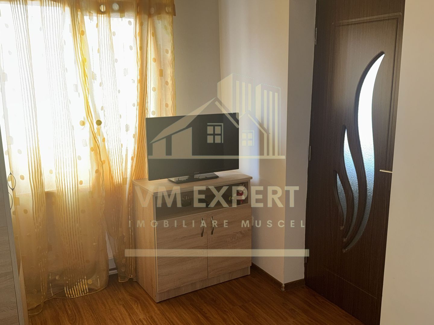 APARTAMENT 3 CAMERE ETAJ 4 VISOI - Poză 12