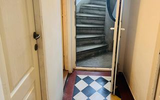 Spatiu stradal, central, cu vad comercial si vizibilitate excelenta - Poză 6