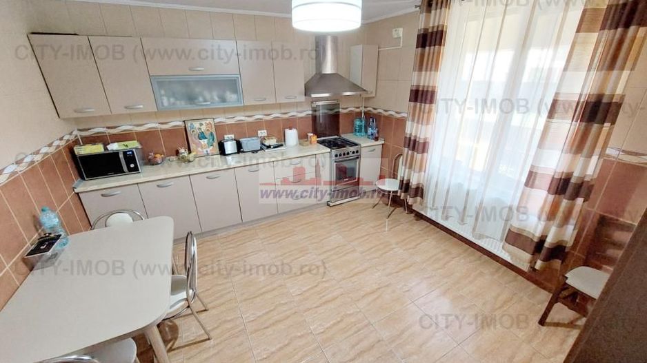 Vanzare casa / vila cu  7 camere  in Oras Otopeni , jud Ilfov - Poză 17