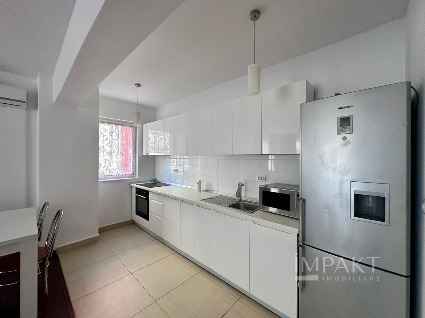 3 camere de inchiriat, 85 mp, terasa circulara, garaj – Buna Ziua - Poză 2